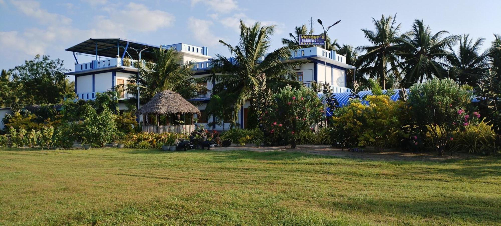 Ferienwohnung Victory'S Gardens Mannar Exterior foto